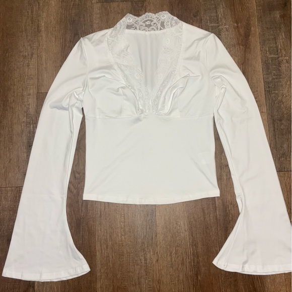 White Lace V Neck Bell Sleeve Top Romantic Y2K Style - Picture 2 of 4